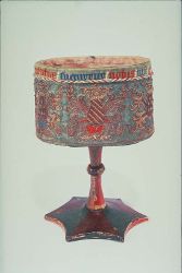 Relikask i textil, Vadstena klosterkyrka, Östergötland, inventarienummer 349:2