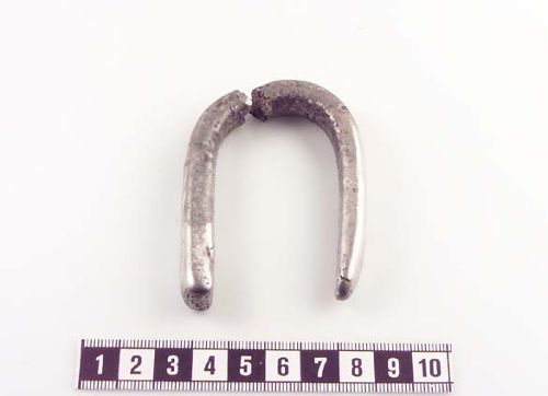 Bilden http://kulturarvsdata.se/shm/media/html/28387 som visar objektet http://www.historiska.se/data/?foremal=106928