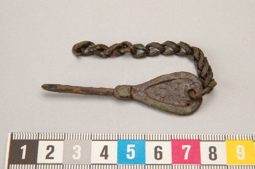 Bilden http://www.historiska.se/data/?bild=307439 som visar objektet http://www.historiska.se/data/?foremal=458997