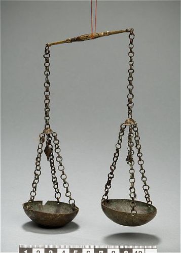 Bilden http://www.historiska.se/data/?bild=337455 som visar objektet http://www.historiska.se/data/?foremal=114650